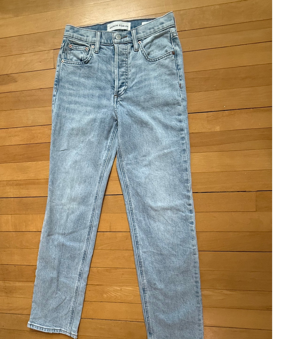 Denim Forum The Arlo High Rise Straight - Light Wash - Size 23 - EUC